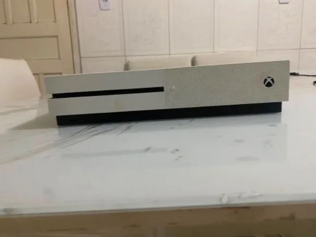 Xbox one s + 2 controles - Foto 2