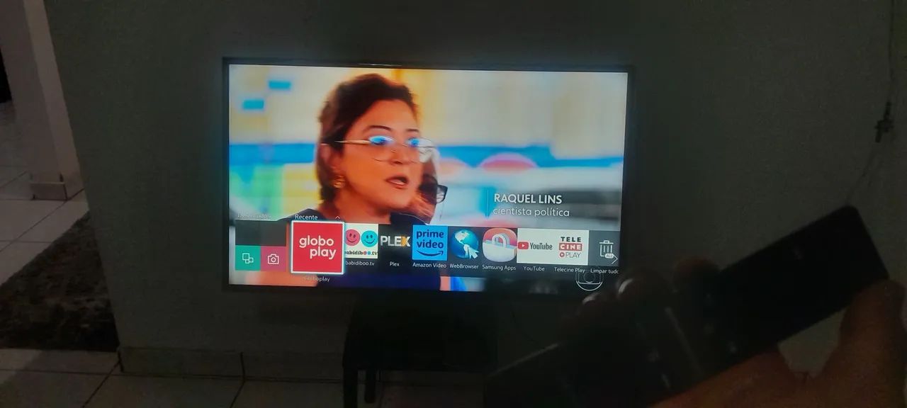 Tv Samsung smart 50 polegadas pega todos aplicativos linda de imagem zera - Foto 4