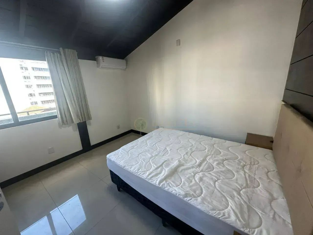 Locação | 55 m², Semi mobiliado e Terraço - Centro, em Florianópolis. - Foto 4