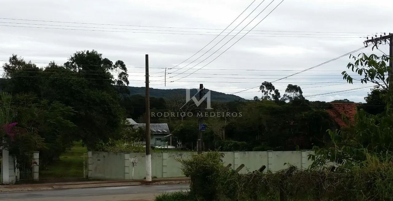 Casa com 3 dormitórios e área de lazer à venda em Ratones, Florianópolis
