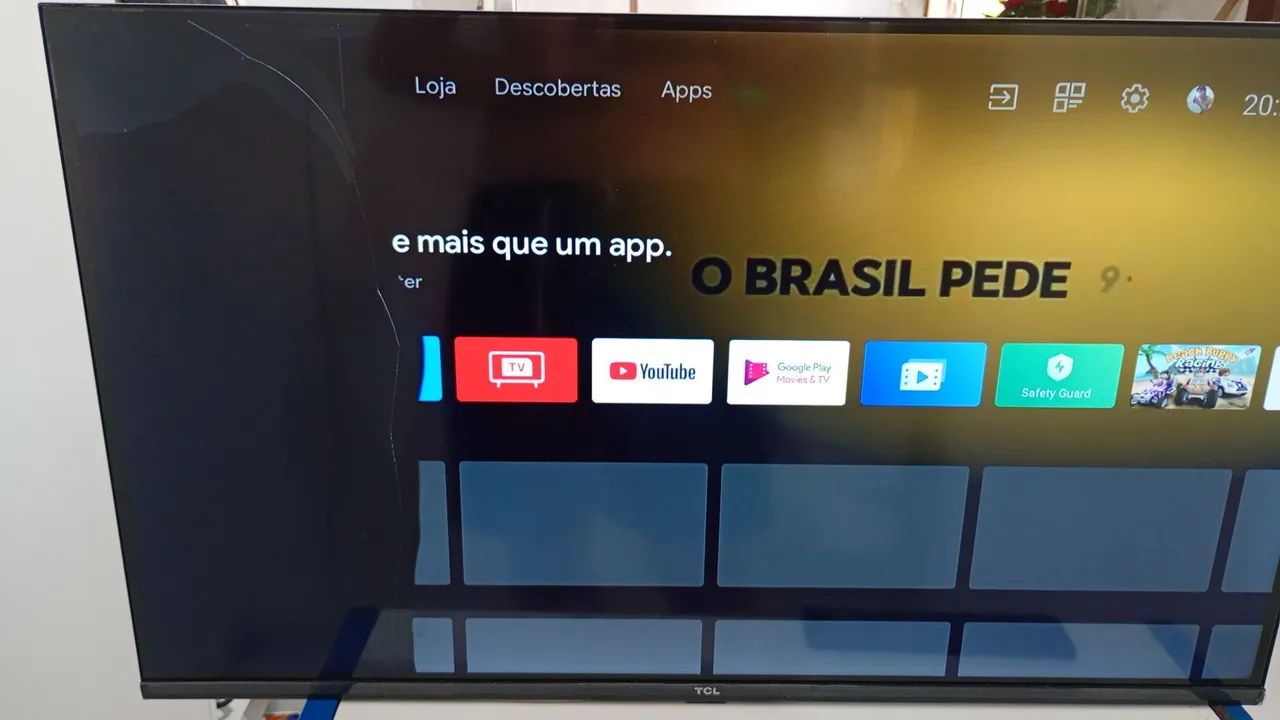 TV TCL 32 Polegadas - Para Retirada de Peças / Conserto (Tela Trincada) - Foto 2