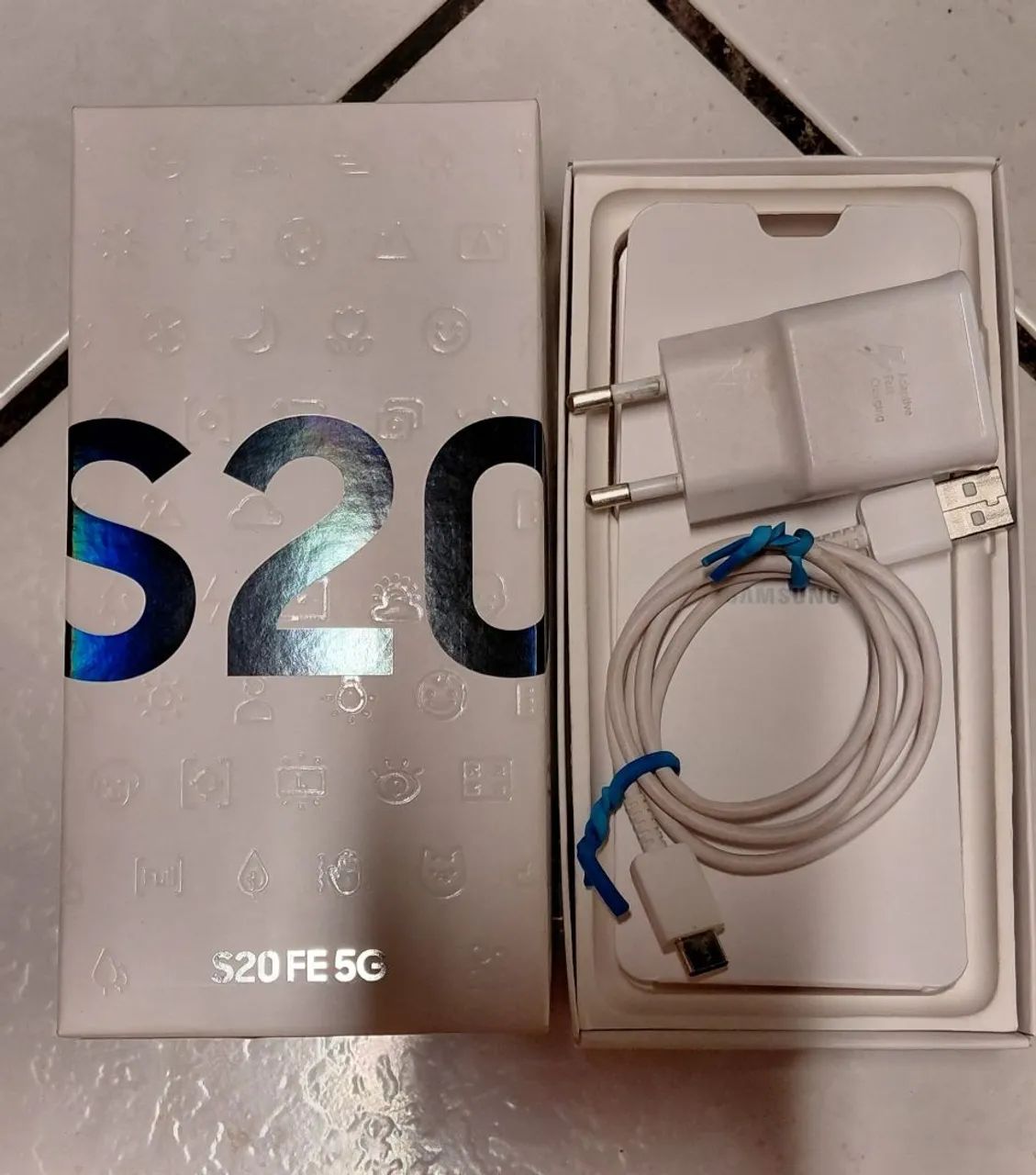 Vendo celular Samsung S20 fe - Foto 2