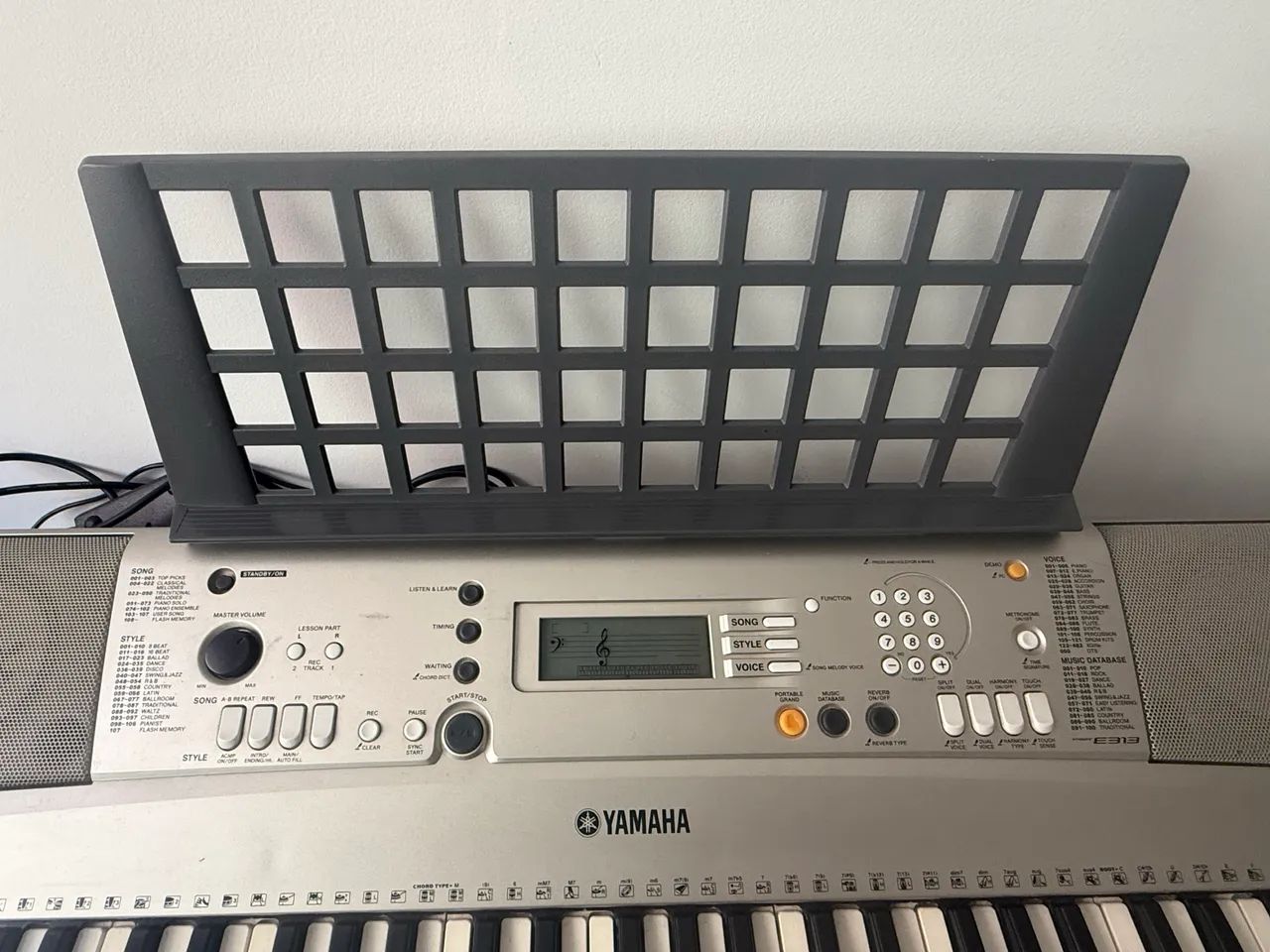 Teclado Yamaha - Foto 2