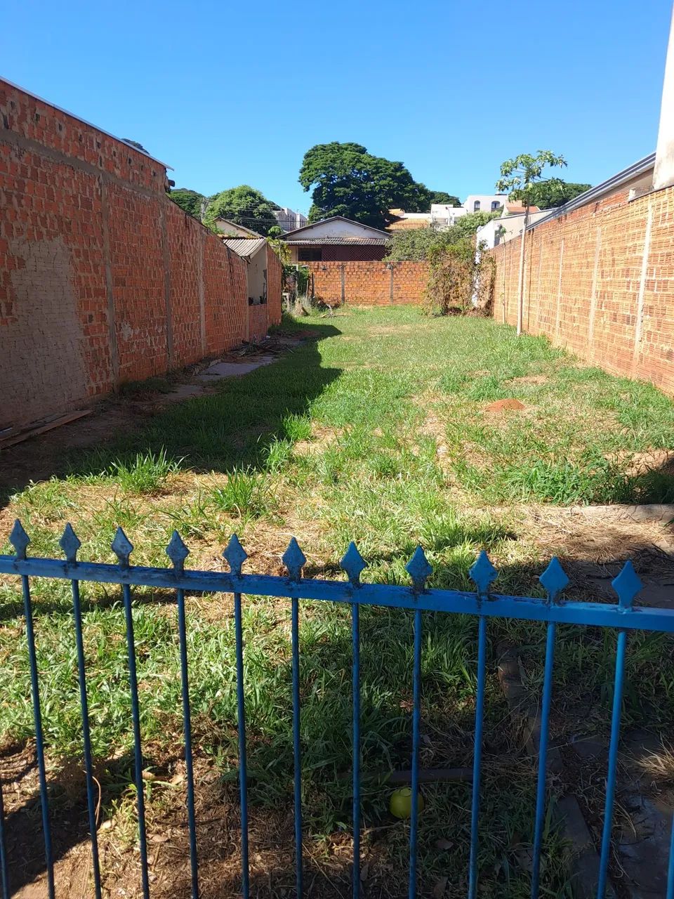 TERRENO UMUARAMA (ZONA 03)