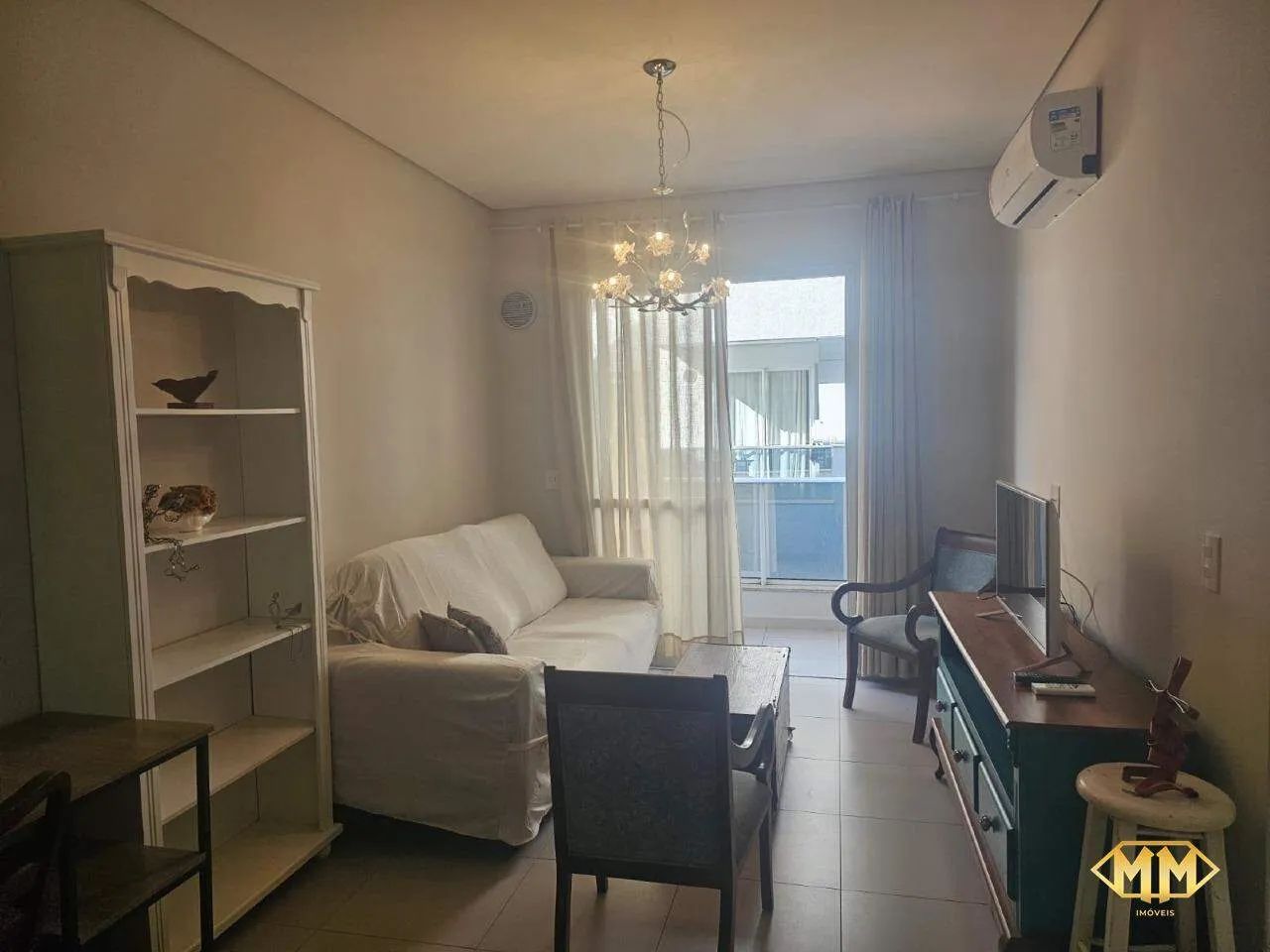 Apartamento com 01 dormitório na Praia dos Ingleses