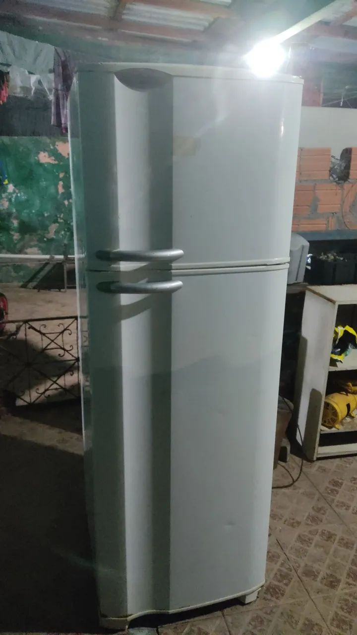 Geladeira electrolux valor 400 - Foto 2