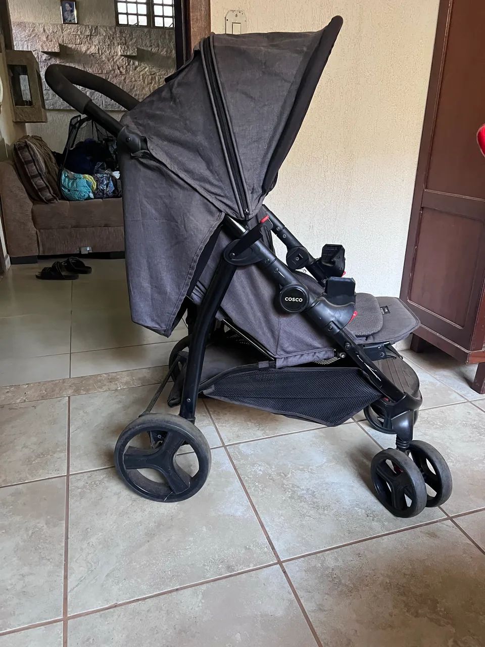 Carrinho de bebê + bebê conforto  - Foto 5