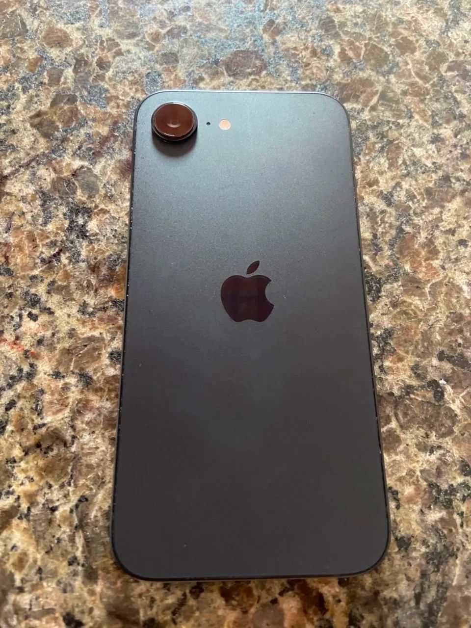 iPhone 16e,bateria 91%,Face ID funcionando,caixa original e cabo,nenhuma peça trocada