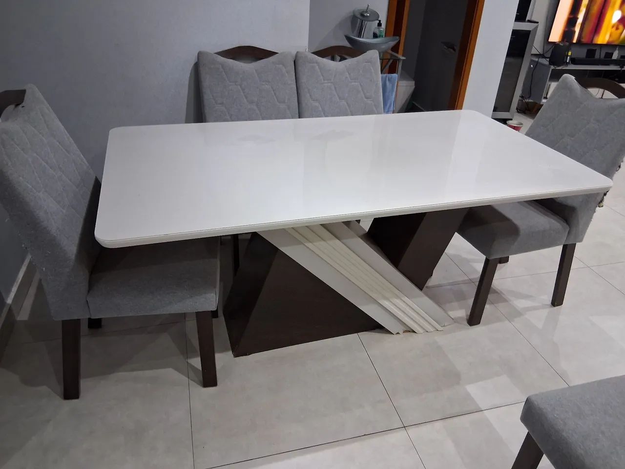 Mesa jantar  + 6 cadeiras  - Foto 3