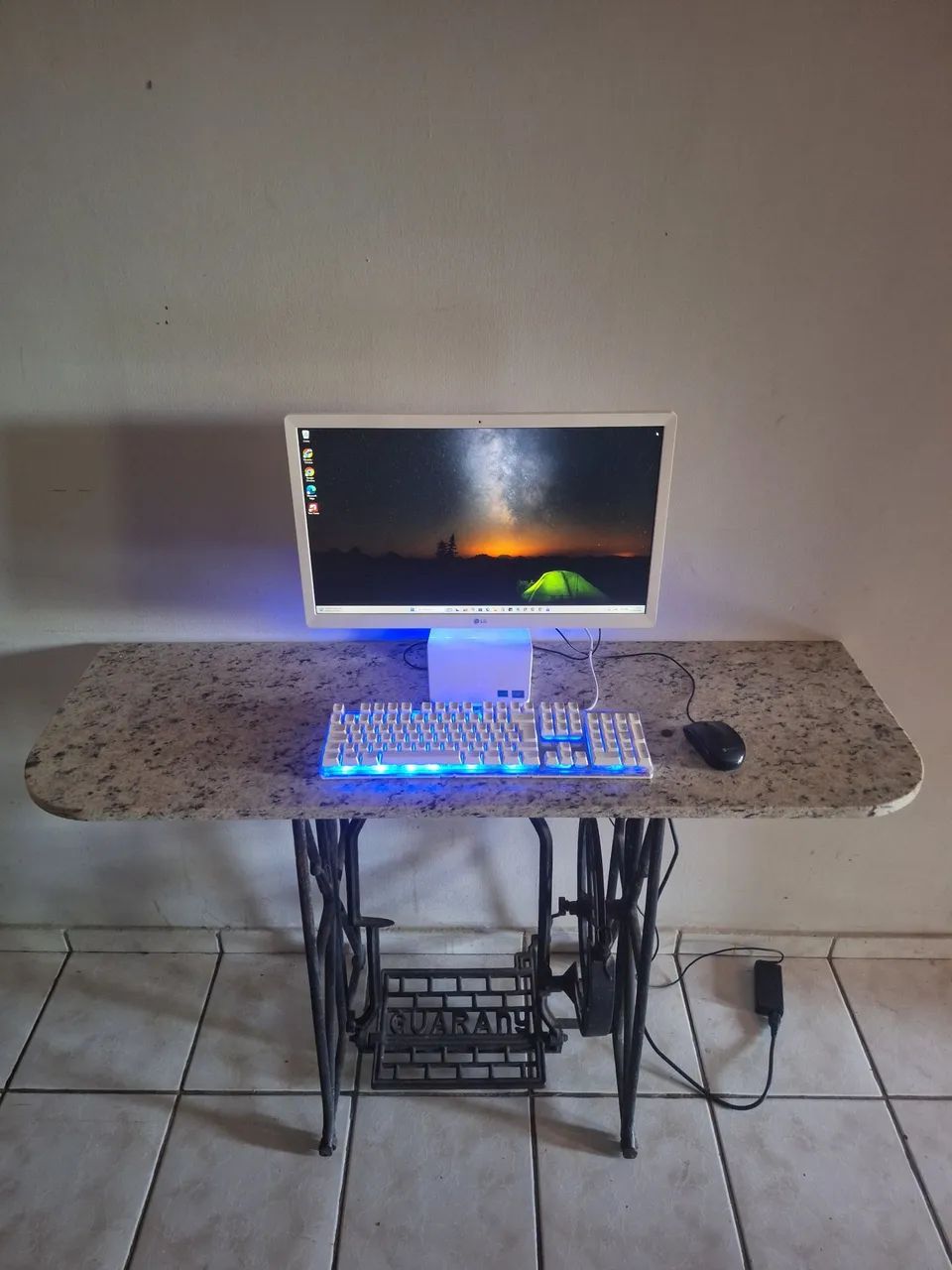 PC COMPLETO LG / IMPRESSORA HP / MESA MÁRMORE 