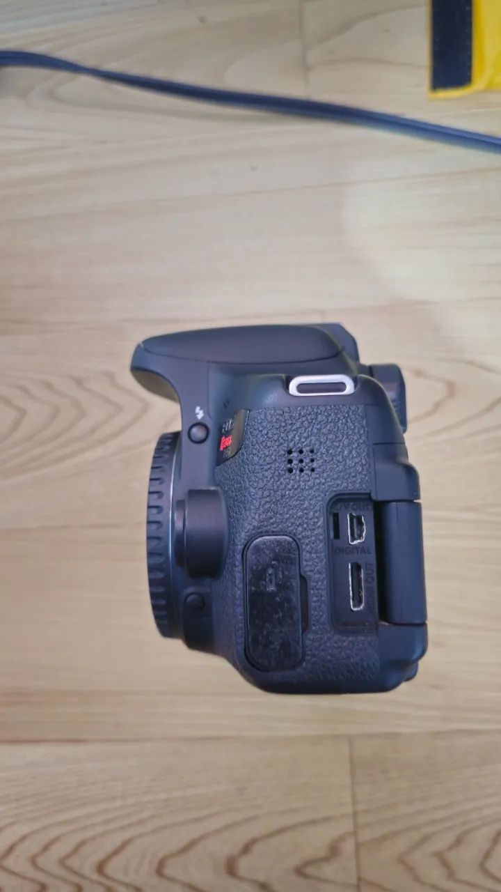 CANON T6I - Foto 4