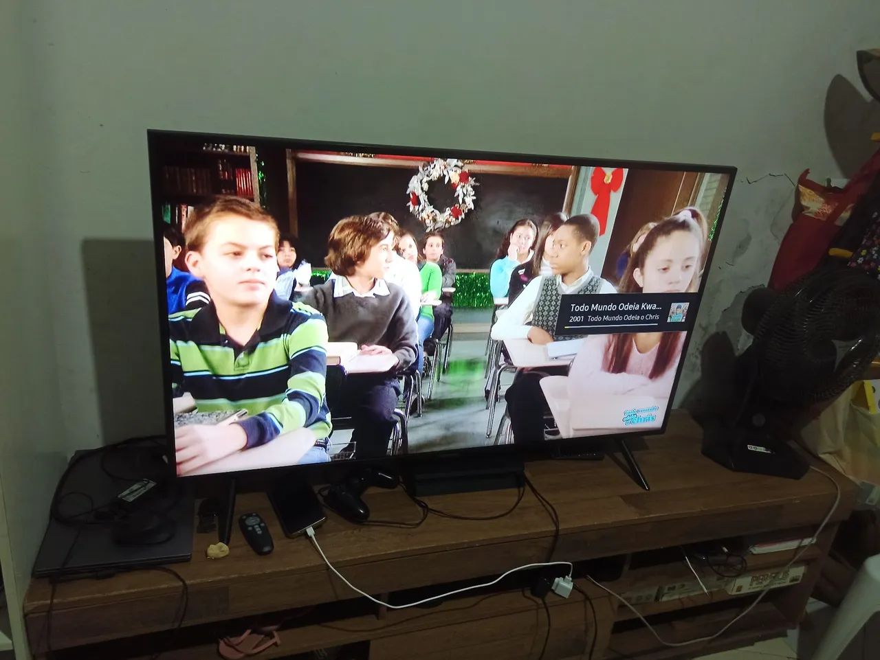 Vendo Smart tv Samsung 50" - Foto 2