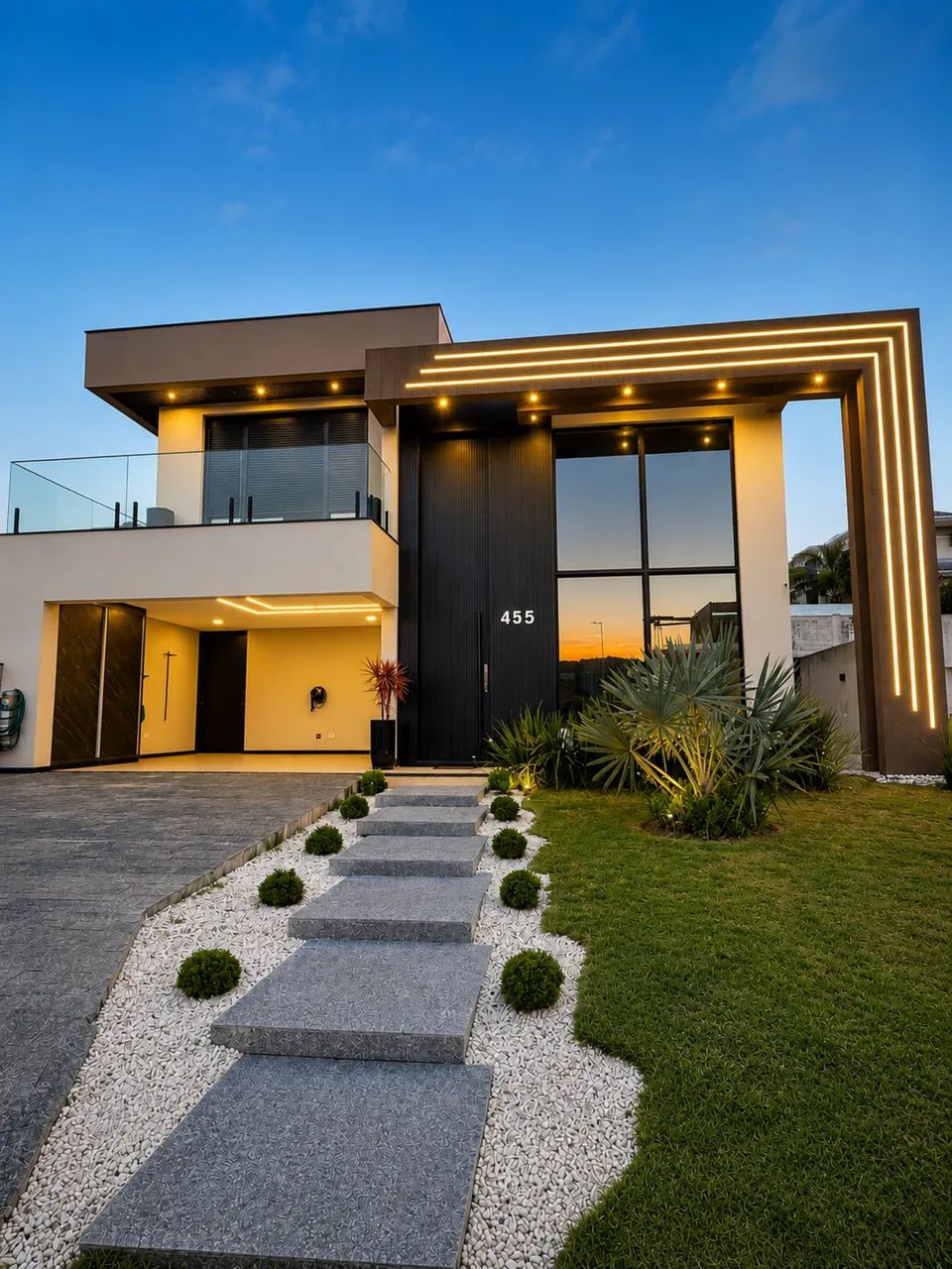 Casa luxuosa mobiliada no condomínio reserva da pedra 