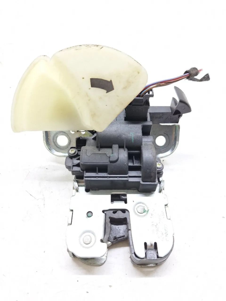 Fechadura Tampa Traseira Vw Jetta  Tsi 2.0 2016 5c6827505c