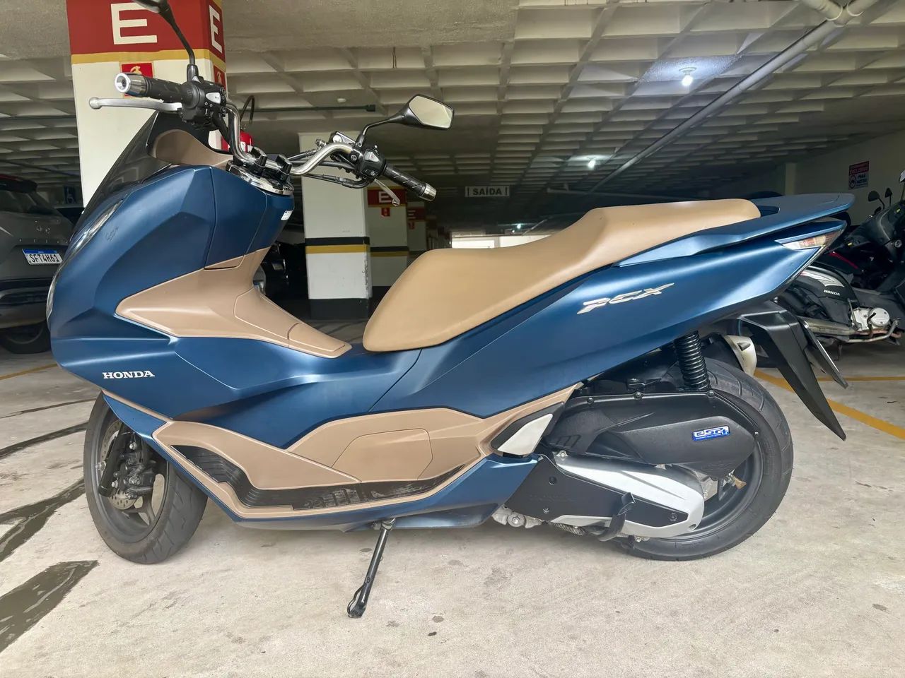 Pcx DLX  ano 2024  - Foto 3