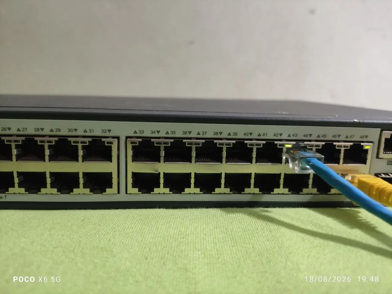 Switch HP V1910-48G - Foto 3