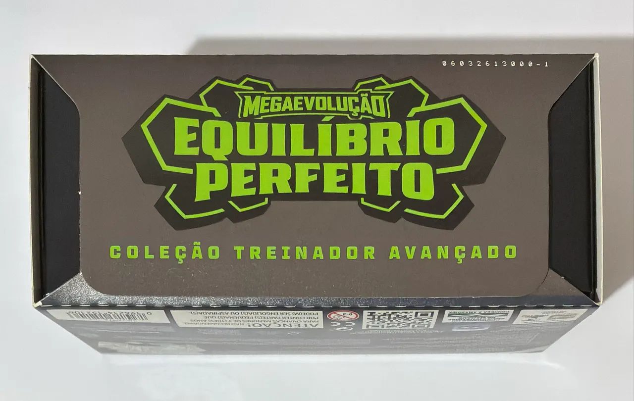ETB Equilíbrio Perfeito Pokémon TCG original  - Foto 2