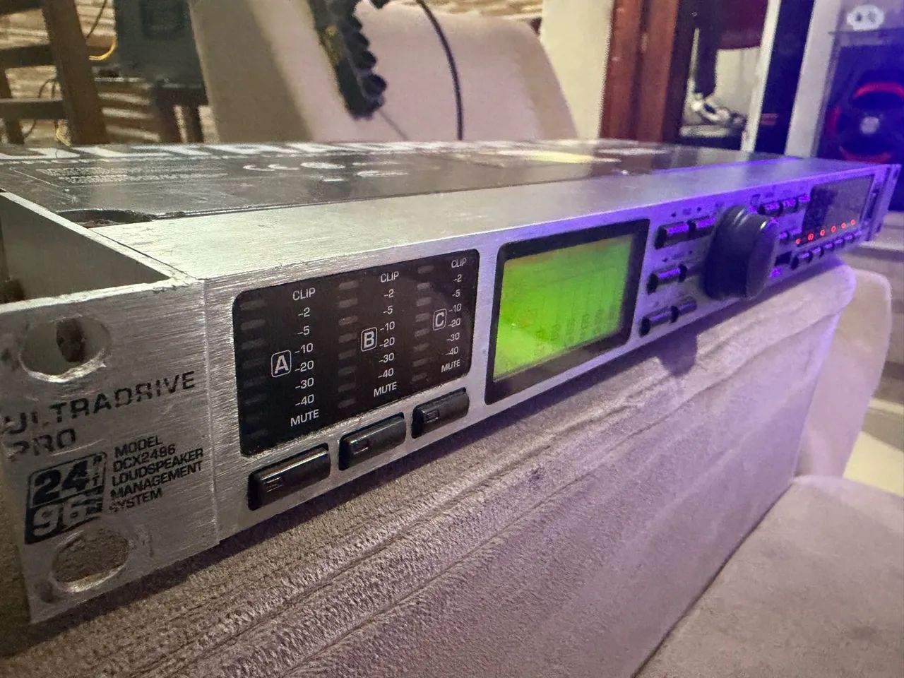 Processador Behringer DCX-2496 - Foto 3