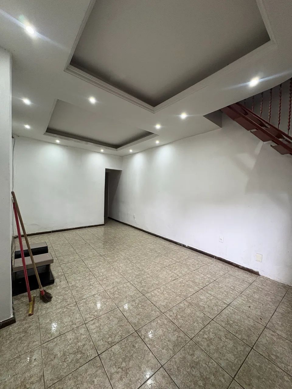 CASA PARA LOCAÇÃO EM NILÓPOLIS 