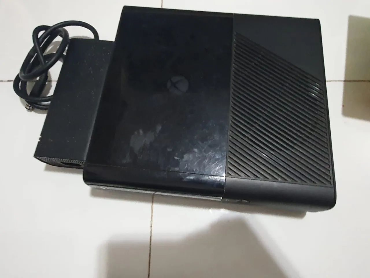 Xbox 360 4 jogos e Kinect  - Foto 5