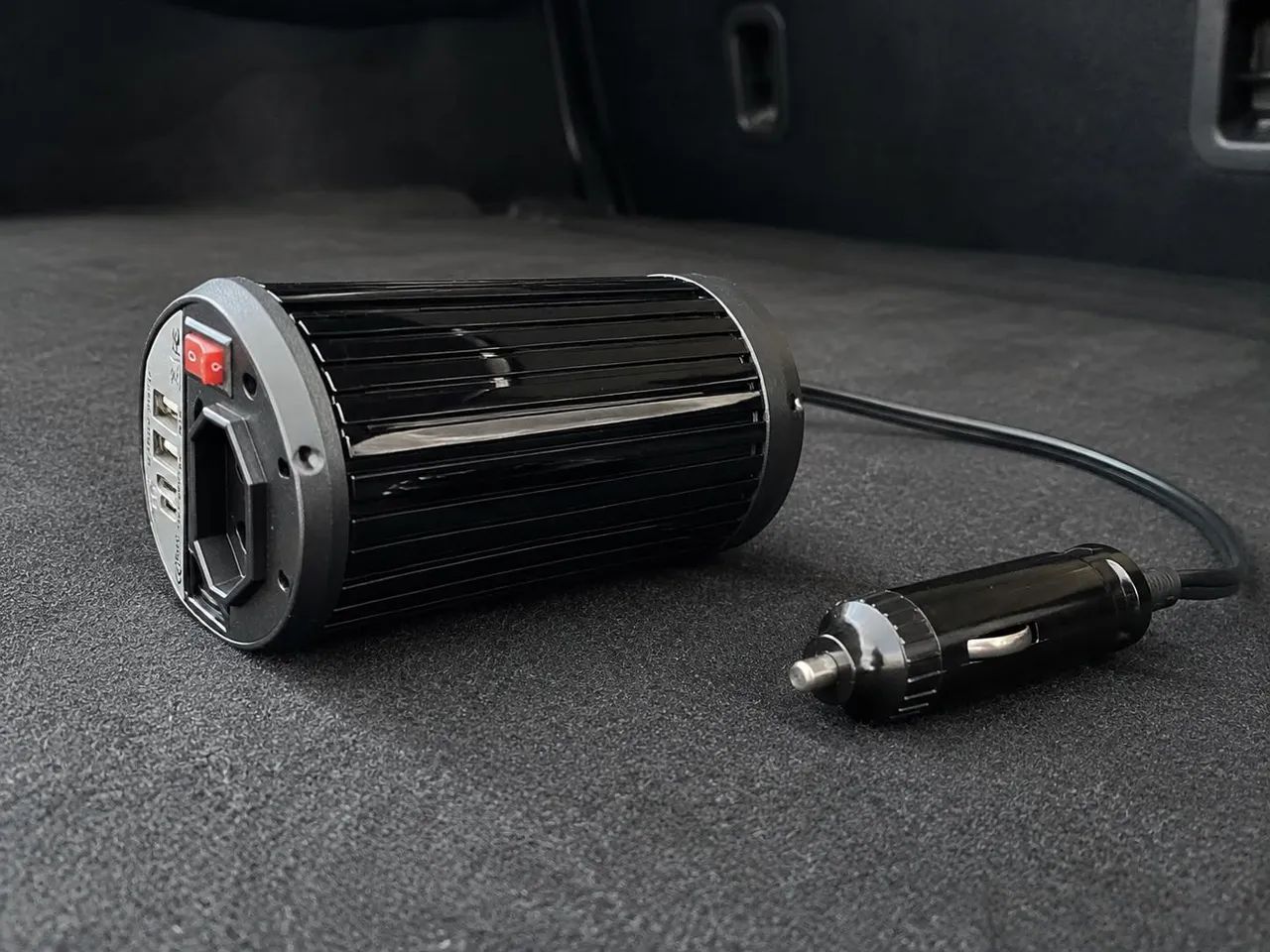 Inversor de Energia Automotivo com Tomada USB e Tipo-C - Foto 3