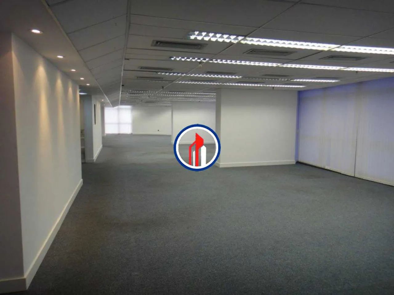 Sala : / Comercial / Centro - Foto 2