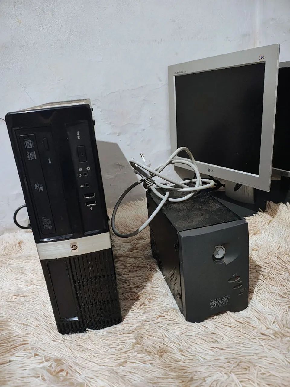 Tela de computar , CPU e impressora  - Foto 3