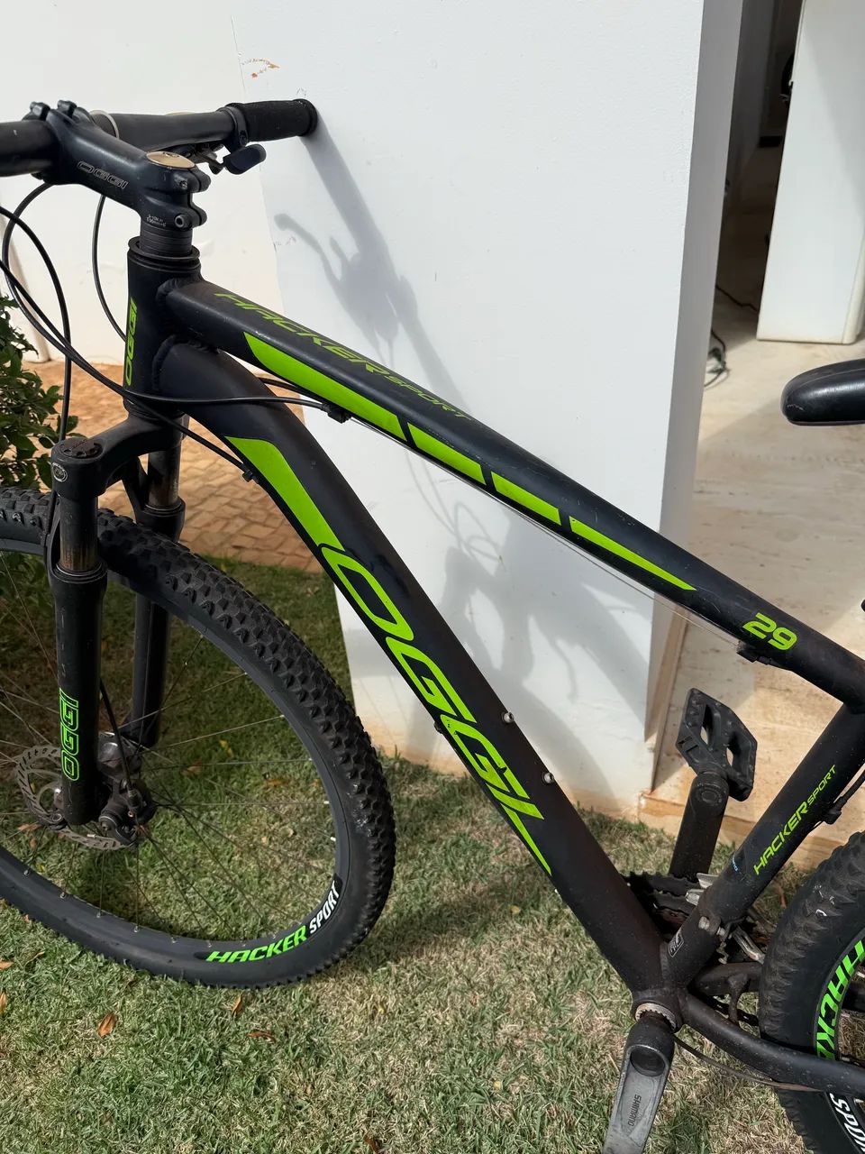 Bicicleta Oggi Hacker Sport Aro 29 - Foto 5