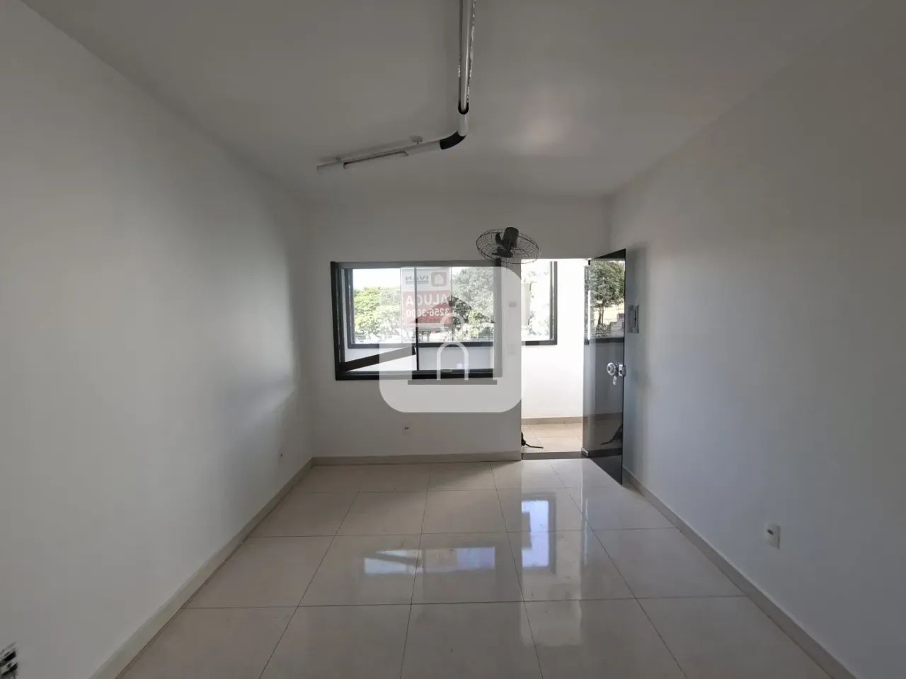 Sala para locação no bairro Presidente Roosevelt - Foto 2