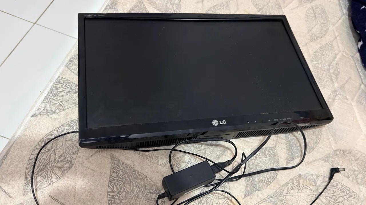 Vendo tv de 22 polegadas  por 200,00