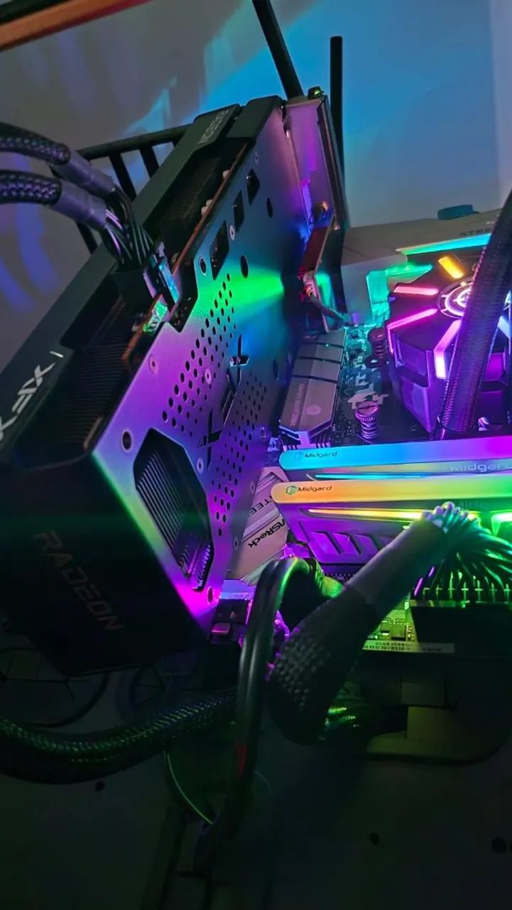 PC Gamer422991985419888642