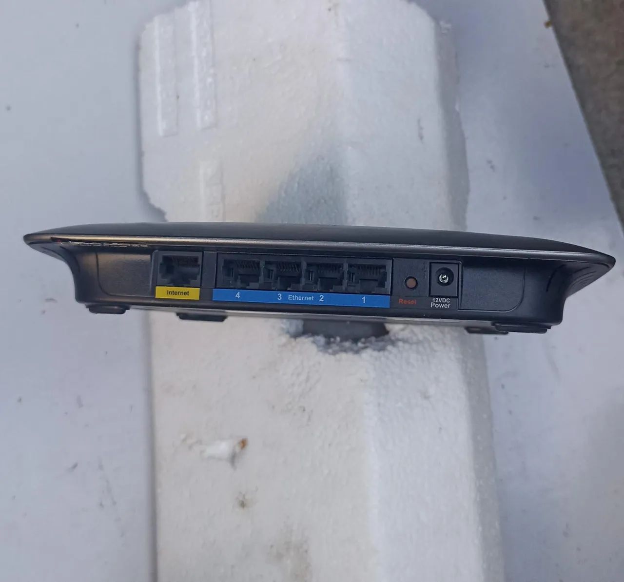 Roteador portas gigabit Linksys  - Foto 5
