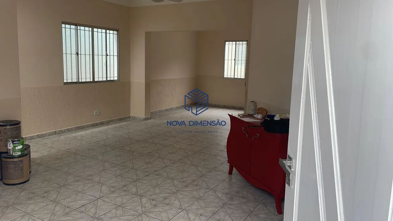 Sobrado de lote inteiro com 3 dormitórios e 1 suíte - Foto 5