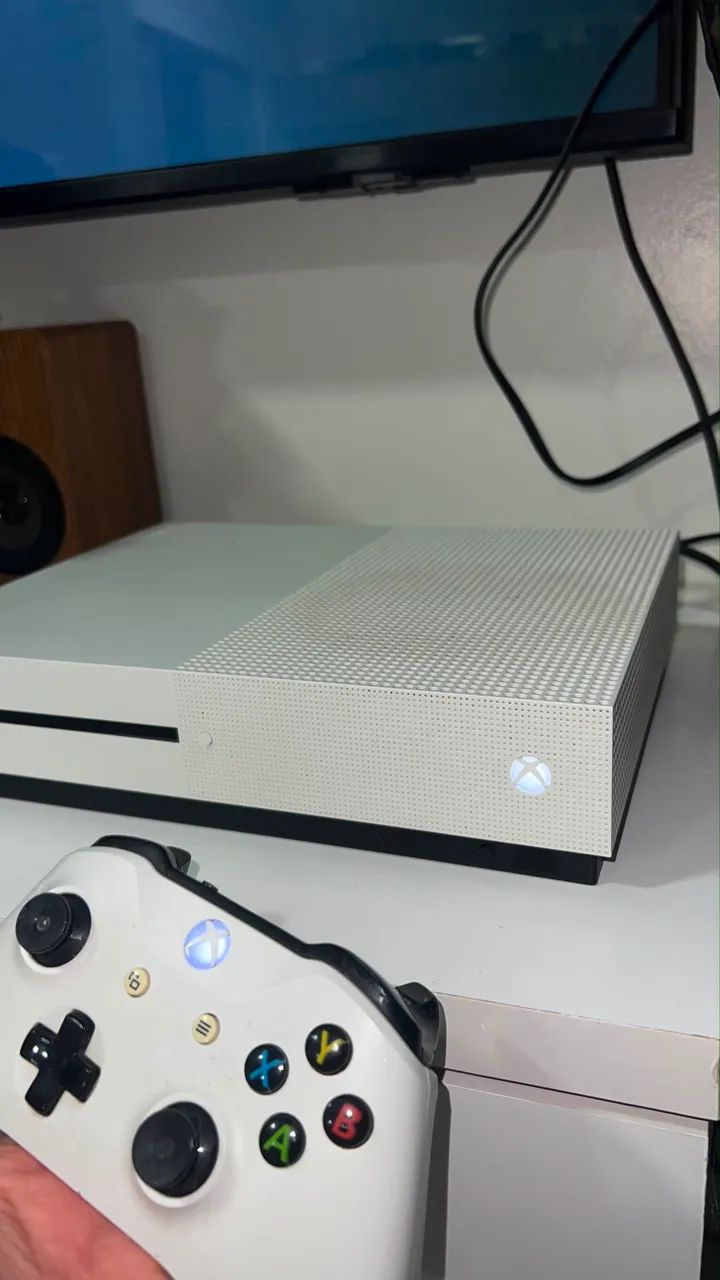 Xbox one 1TB com caixa 