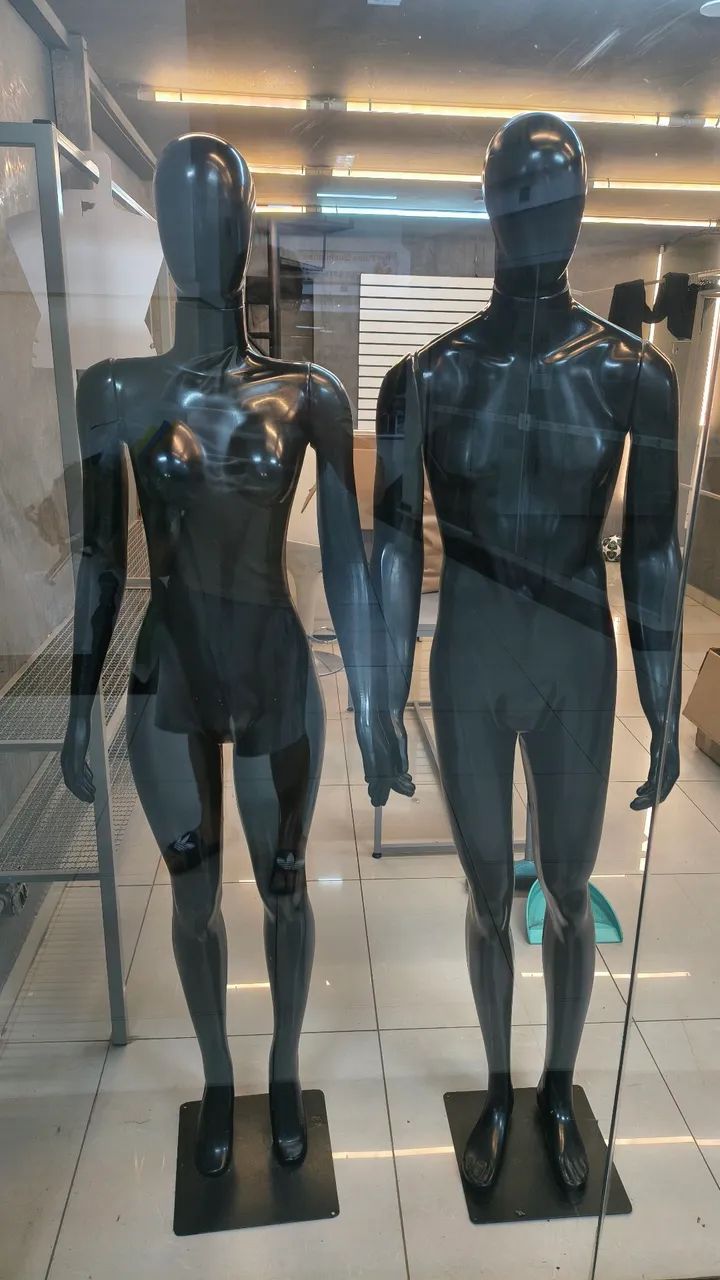 Manequins Masculino e Feminino