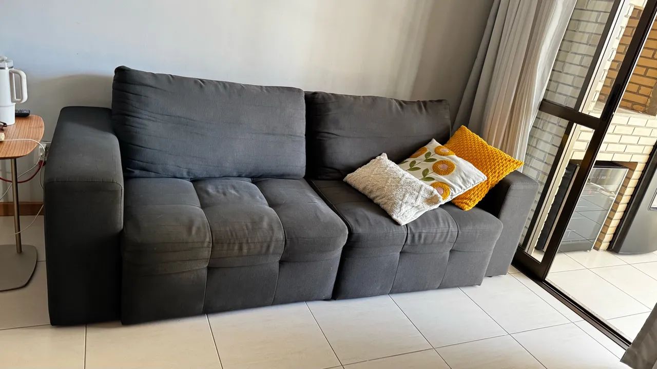 Sofá retrátil de 3 lugares