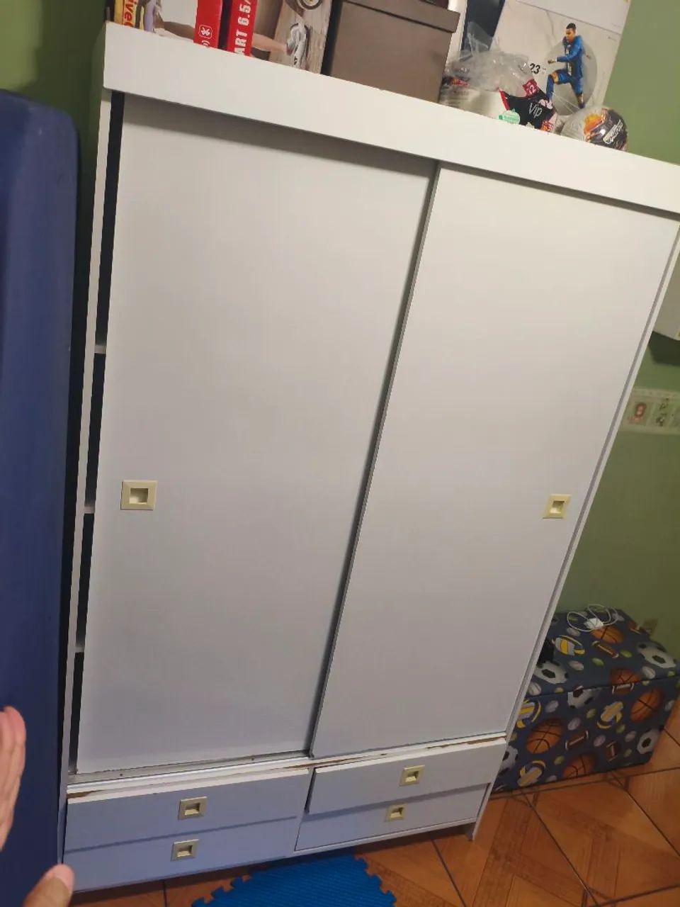 Vendo guarda roupa de bebê 