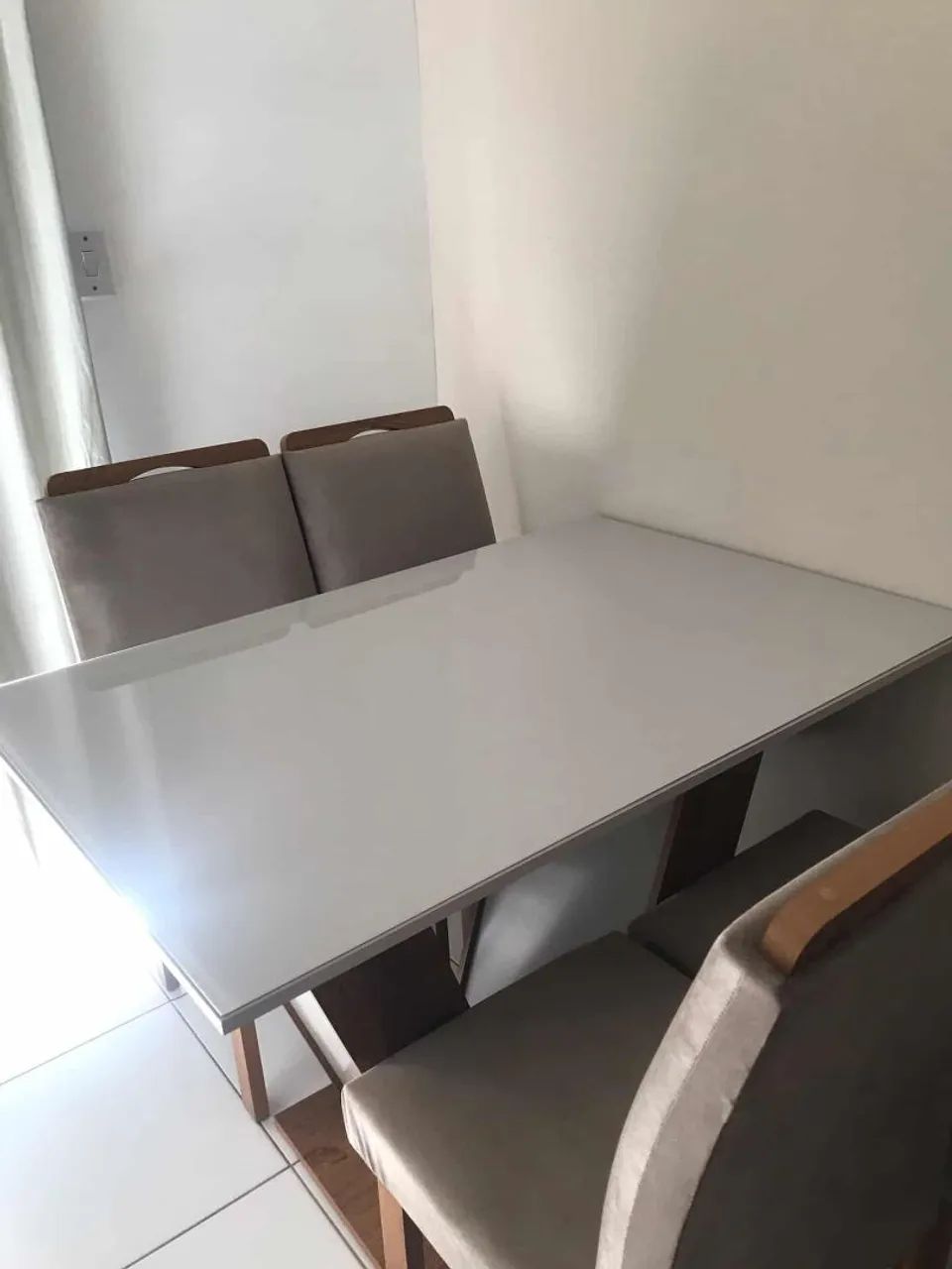 Vende-se mesa semi nova. - Foto 2