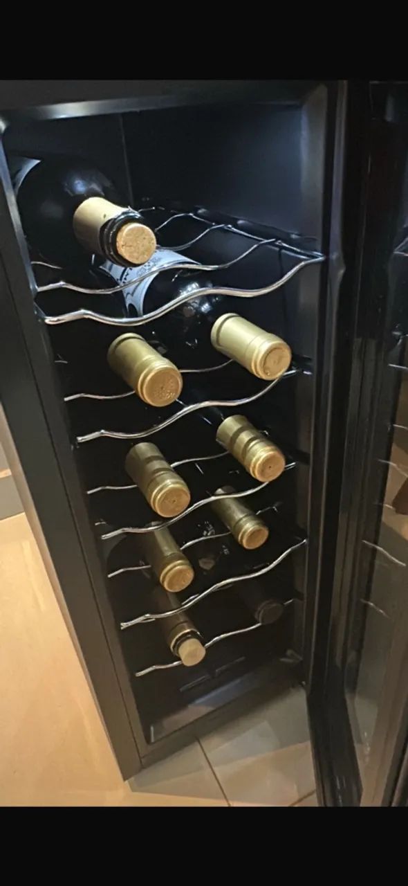 Adega de vinho refrigerada, Frigobar - Foto 2