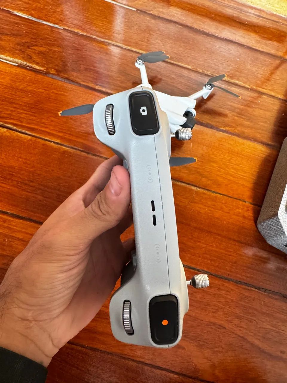 Dji mini 3 controle com tela + maleta  - Foto 5