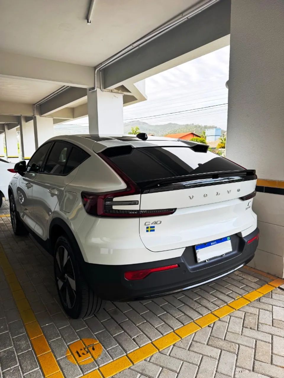 Volvo C40 Recharge Plus (elétrico) 2024 - Foto 2