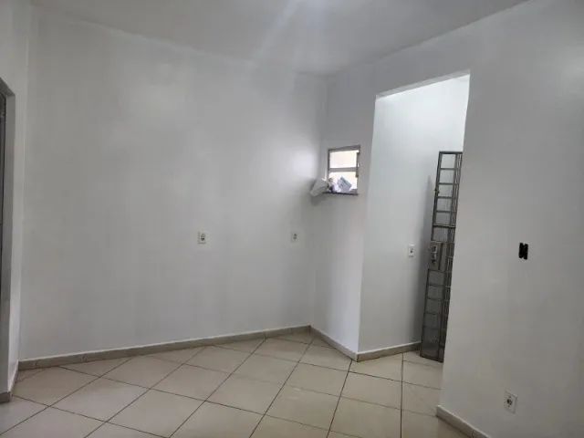 Alugo Apto na Cidade Velha Com Quarto  - Foto 4