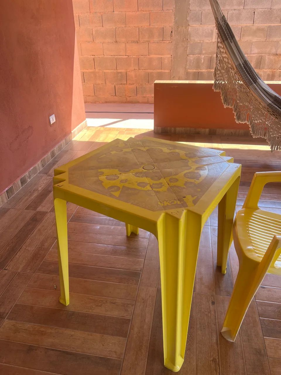 Mesa de plástico 
