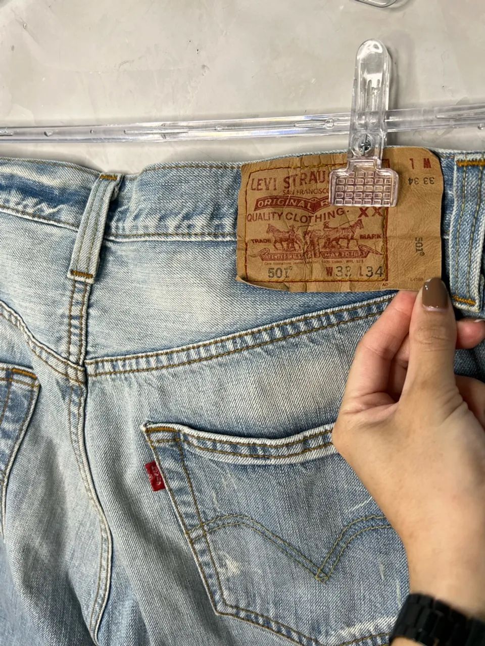 CALÇA LEVI?S 501 RETA N°42 - Foto 4