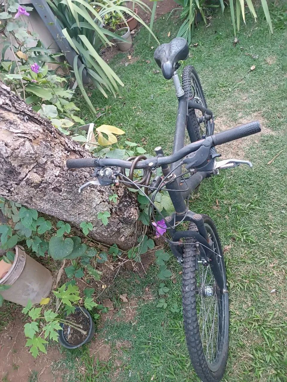 Bicicleta aro 26, preta, usada. - Foto 3