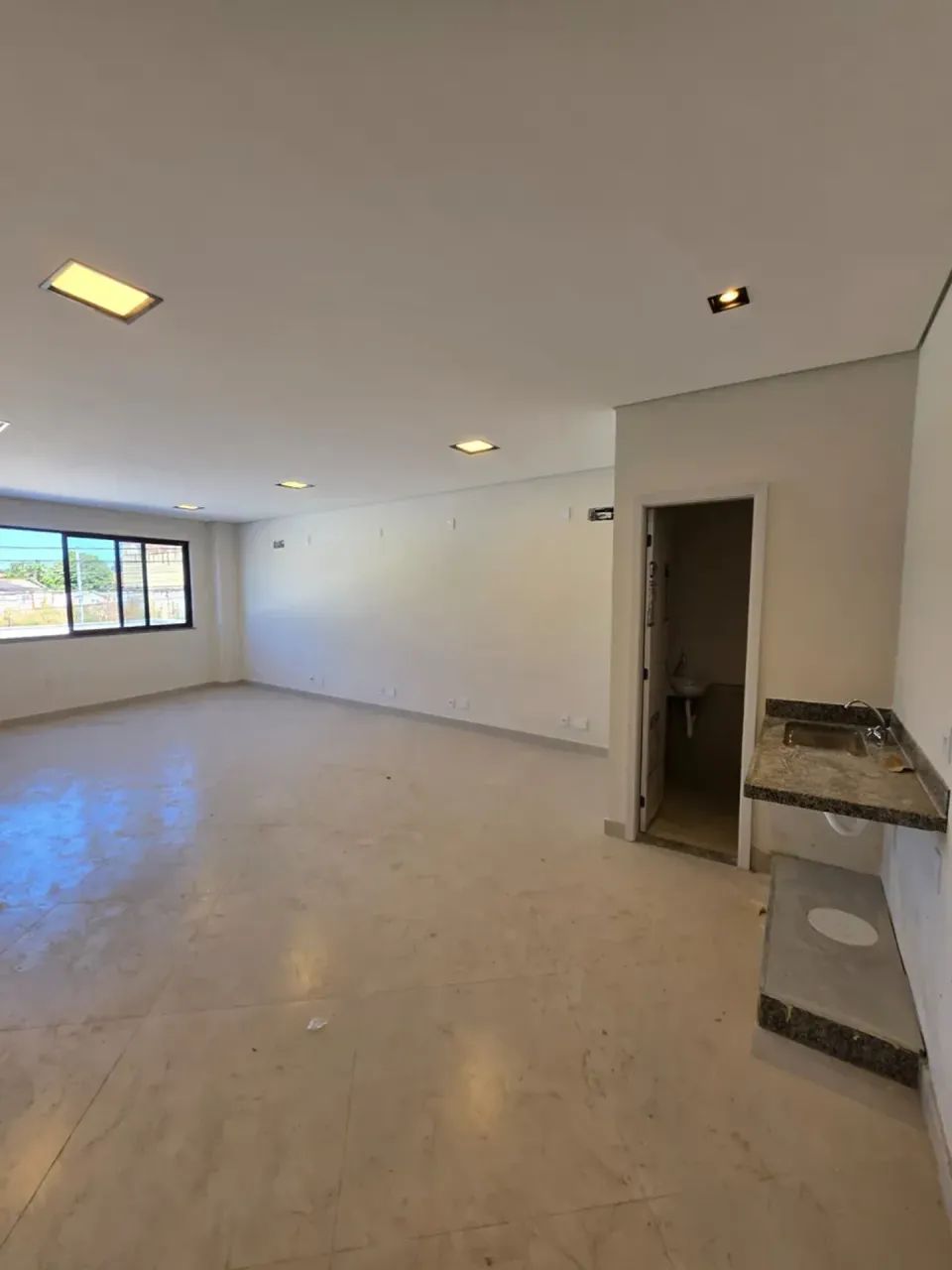 OPORTUNIDADE DE LOCAÇÃO  PONTO COMERCIAL NA REGIÃO CENTRAL - Foto 2