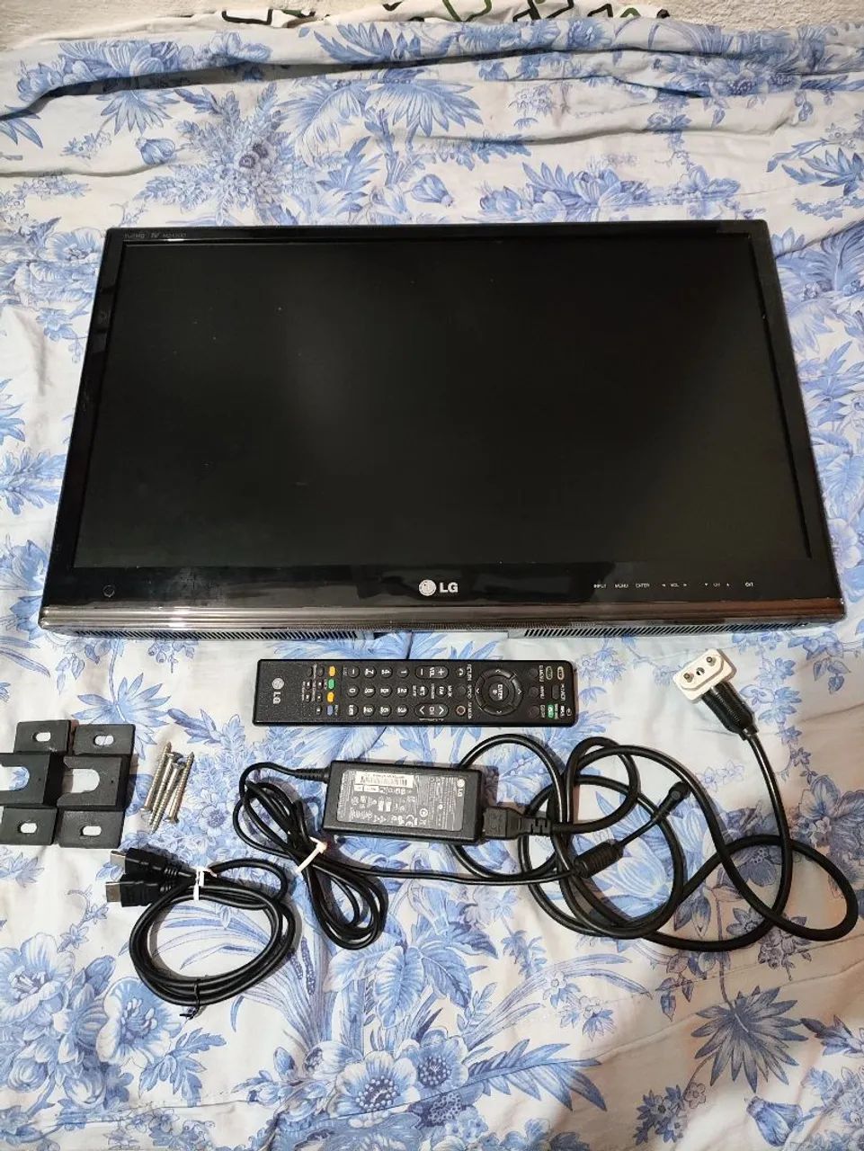 TV LG monitor 24 LED Full HD M2450D *Com defeito*