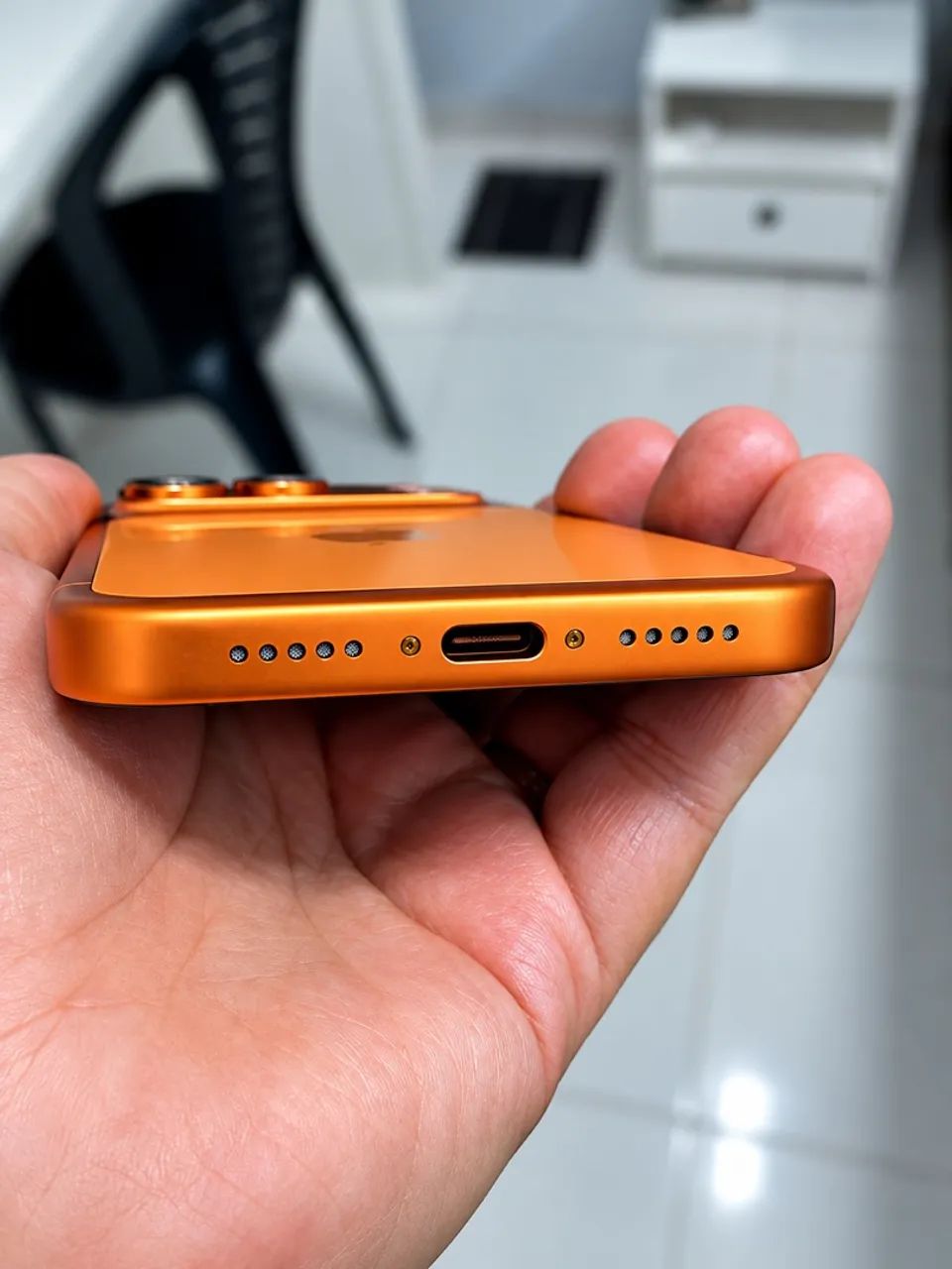 iPhone 17Pro 256Gb - Laranja - Foto 2