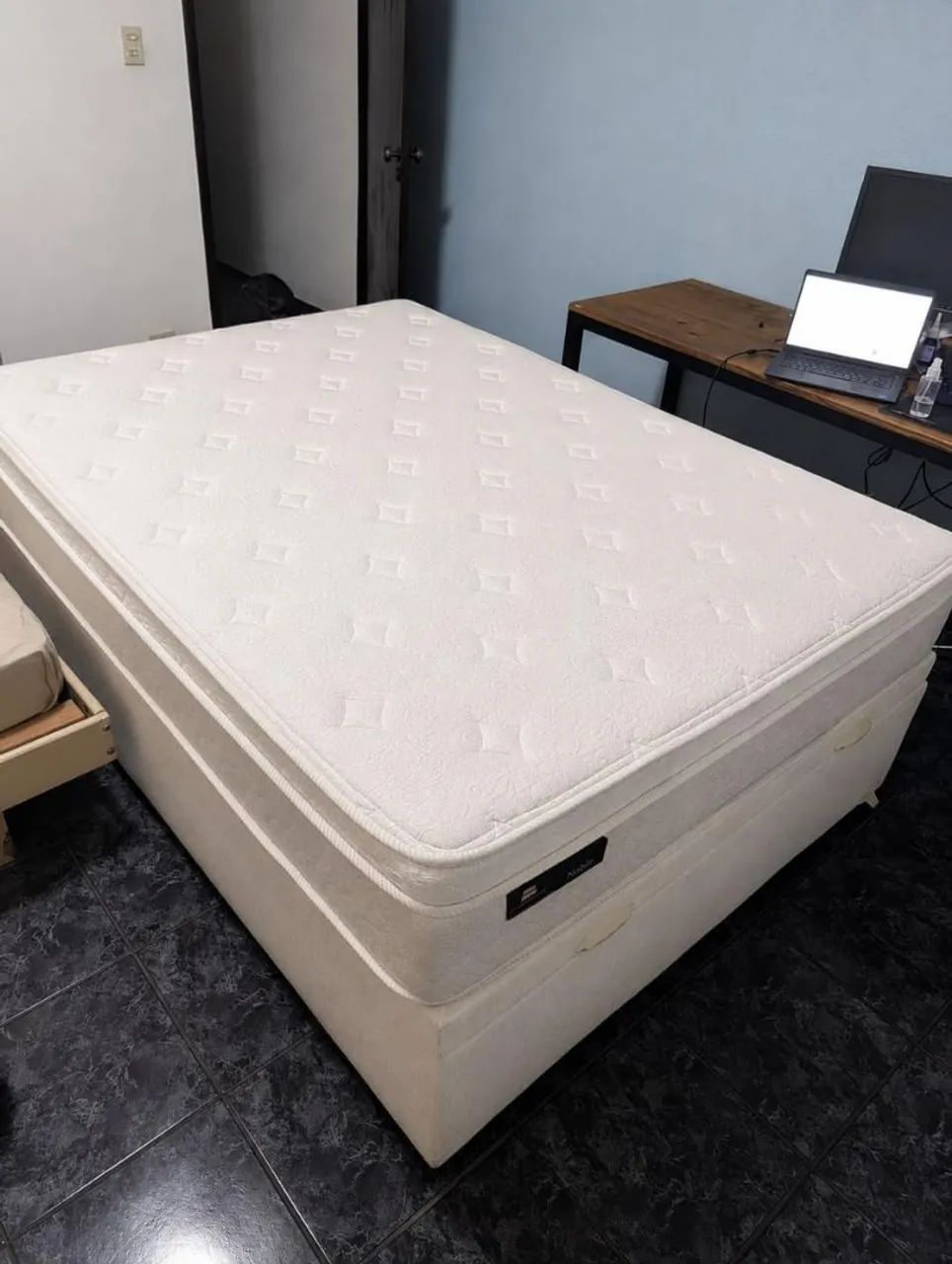 Cama Box Baú + Colchão, ótima qualidade 