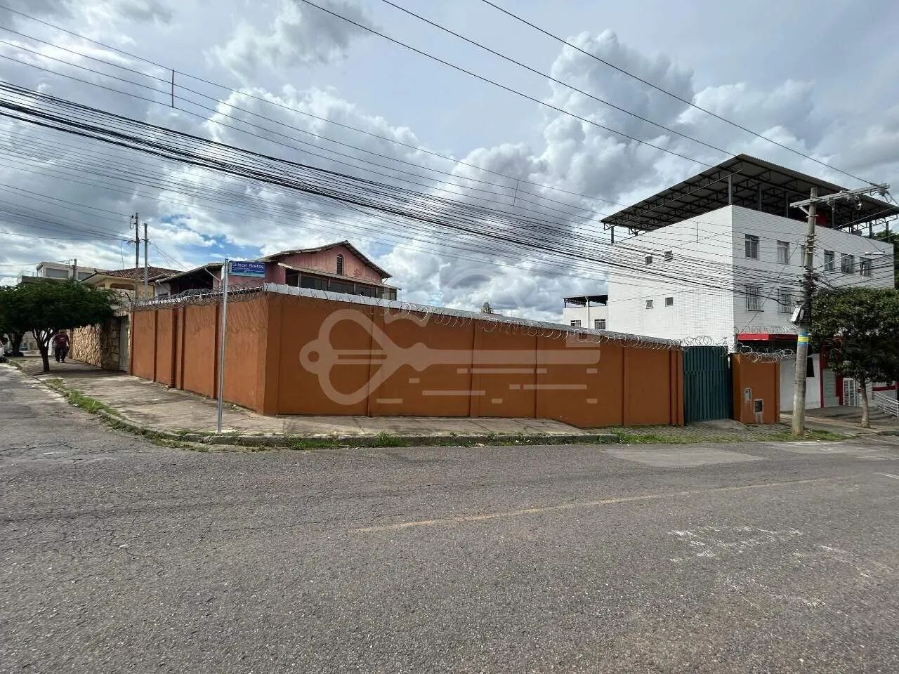 LOTE PLANO l BAIRRO DONA CLARA- R$ 850.000,00 - Foto 5
